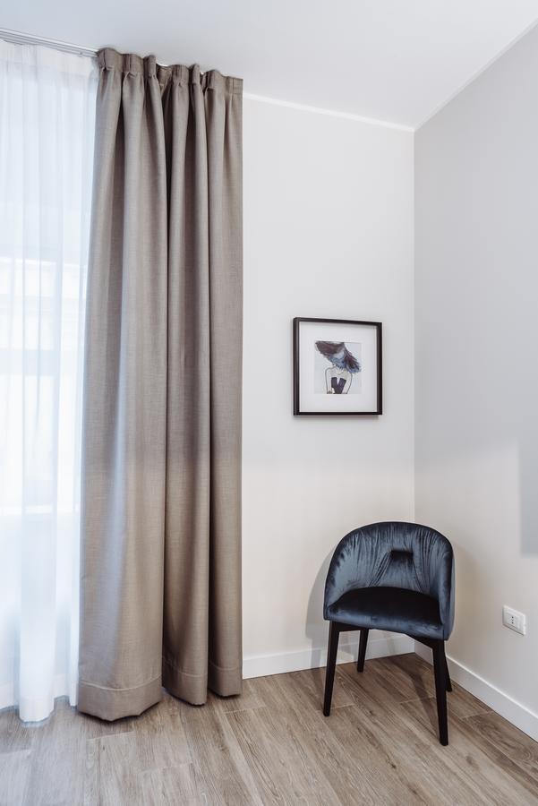 Estella Luxury Suites Торино Екстериор снимка